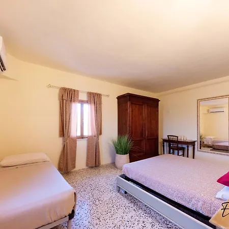 4 Stagioni Vialto مزرعة للإقامة Forcoli